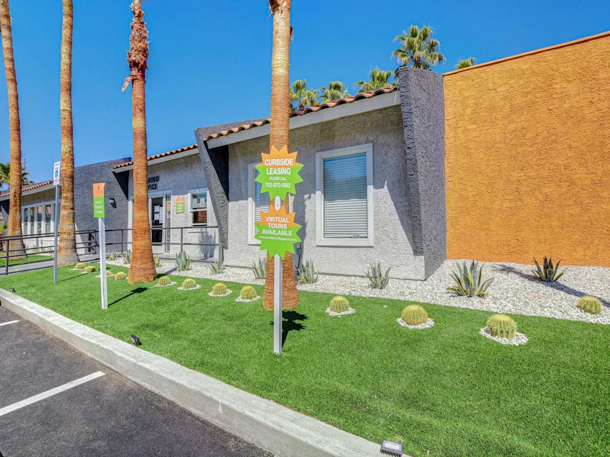 Welcome to Sundance Village Apartments