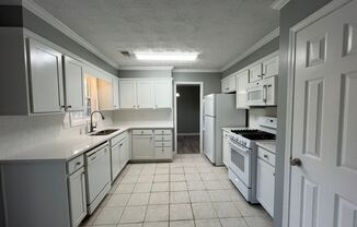 3 beds, 2 baths, $1,795