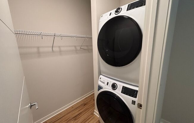 Studio, 1 bath, 585 sqft, $1,515, Unit 10009-109