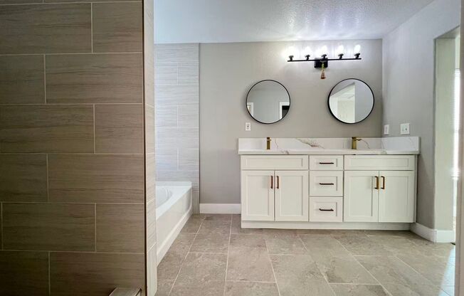 5 beds, 3 baths, $2,400