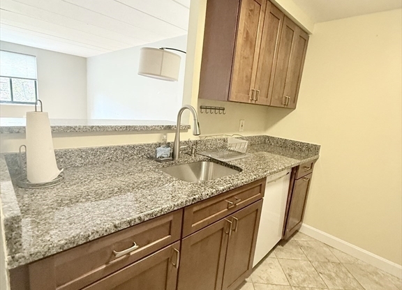 1 bed, 1 bath, 663 sqft, $2,700, Unit 408