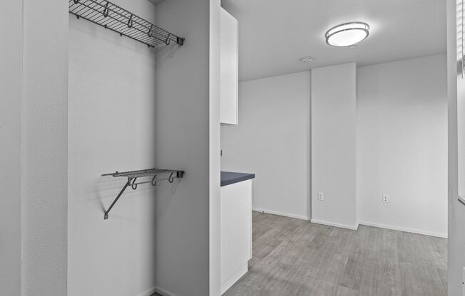 Studio, 1 bath, 157 sqft, $1,050