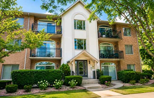 9437 S 86th Court