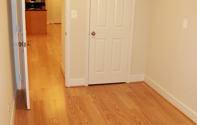 2 beds, 1 bath, 742 sqft, $2,500, Unit 114