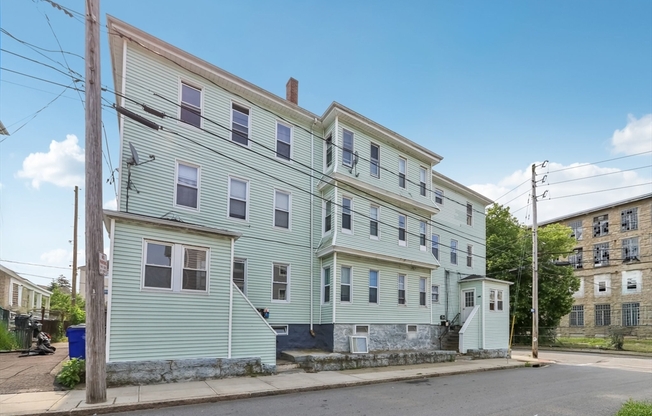 354 JENCKS ST