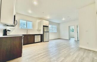 2 WEEKS FREE RENT! Brand New Modern Units in N. Tabor Neighborhood