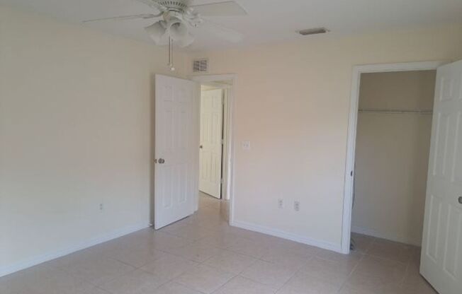 ANNUAL RENTAL 2/1  Available now!