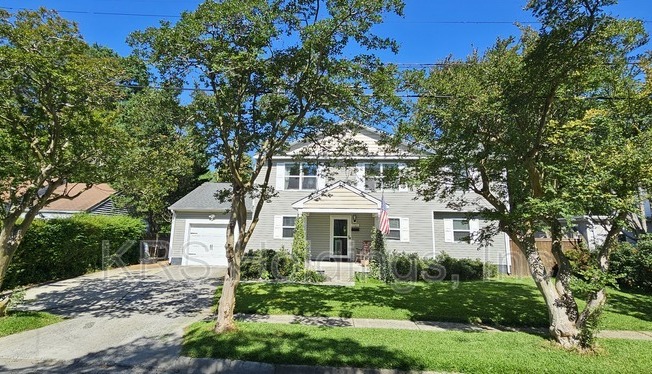 7721 CORTLANDT PL