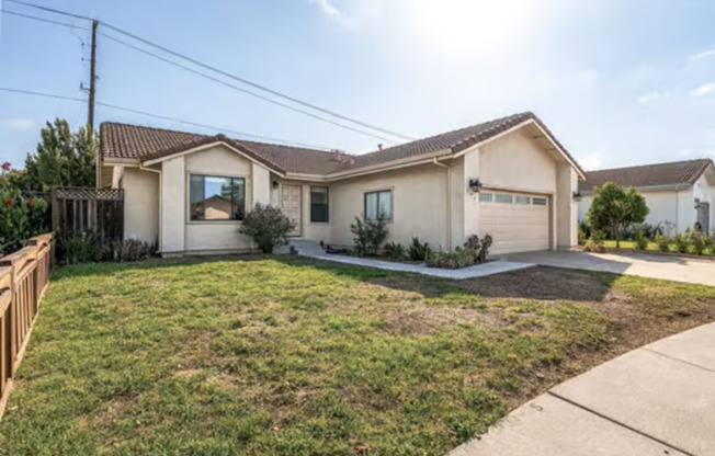 $4100-This is a 1,552 SQFT Single Family Home