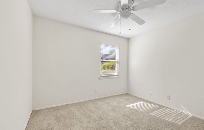 3 beds, 2 baths, 1,150 sqft, $1,745