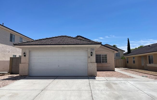 3 bedroom pool home in Centennial Hills