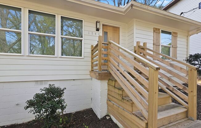 COMING SOON! Gorgeous 3 Bedroom 2 Bath ranch in Venetian Hills