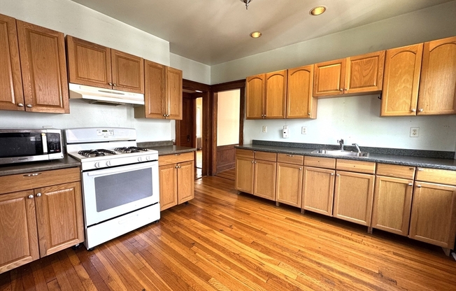 18 SAINT PETER ST