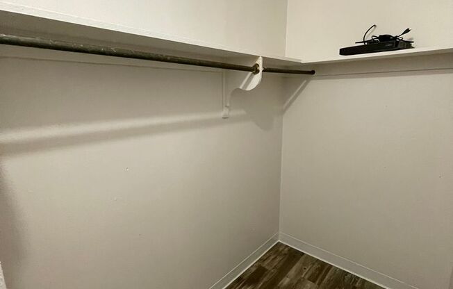 Studio, 1 bath, 380 sqft, $724, Unit IP-52