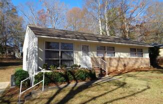 3 beds, 1 bath, $1,350