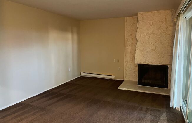 Cozy 2bd Condo in Overlake!