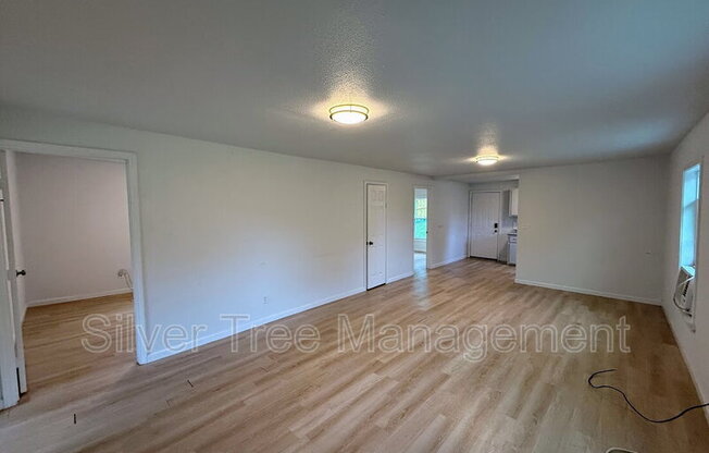 506 W PARNELL ST