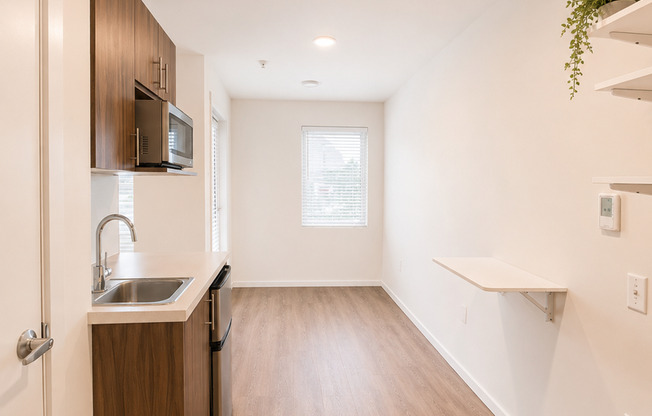 Studio, 1 bath, 175 sqft, $1,295, Unit 417-MFTE