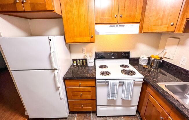 2 beds, 1 bath, 700 sqft, $2,495, Unit 104