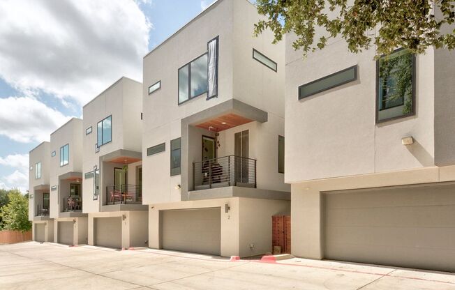 South Austin 3x3.5 Townhome @Bluebonnet Lane