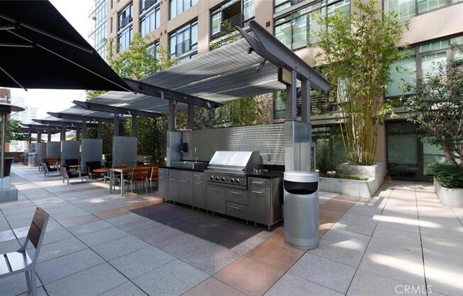 1 bed, 1 bath, 700 sqft, $2,750, Unit 1213