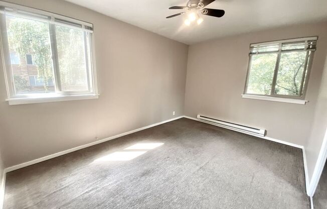 2 beds, 1 bath, 785 sqft, $2,300, Unit 201