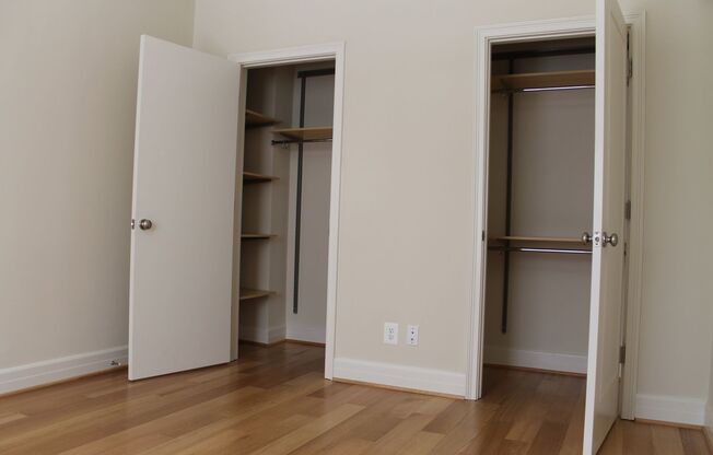 2 beds, 1 bath, 937 sqft, $3,650, Unit 220