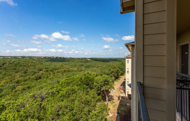 additional photo for property listing at luxurious beach house for the whole family hermanus, western at The Verandah, Texas, 78726