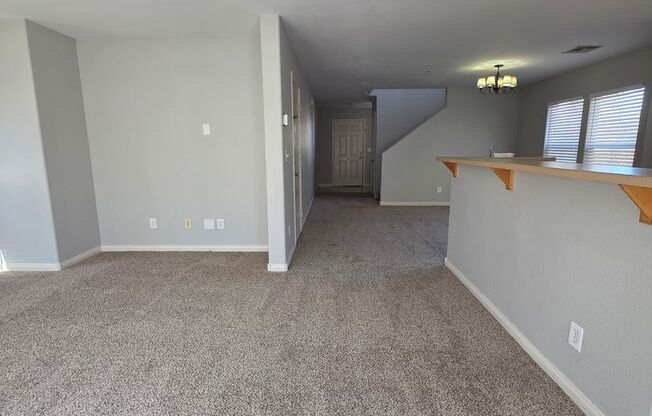 Spacious 3BD in Gated Community – Water & Sewer are Included
