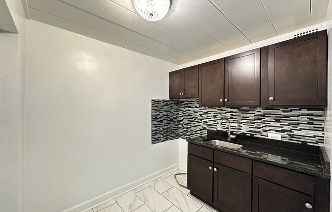 1358 TOUHY