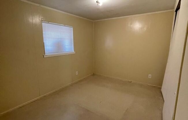 2 beds, 1 bath, 675 sqft, $480, Unit Unit #6