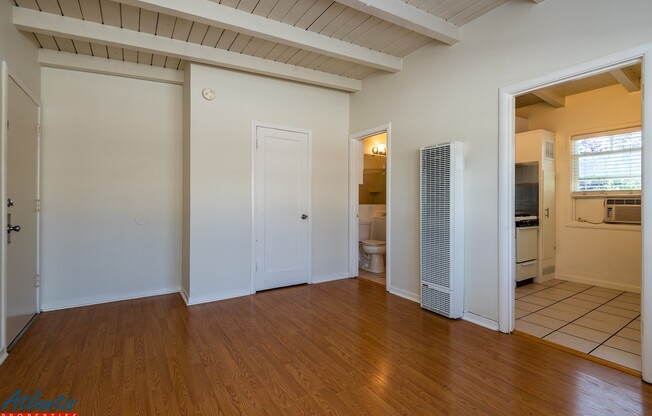 Third St N 589 (589 Zen Garden LLC)