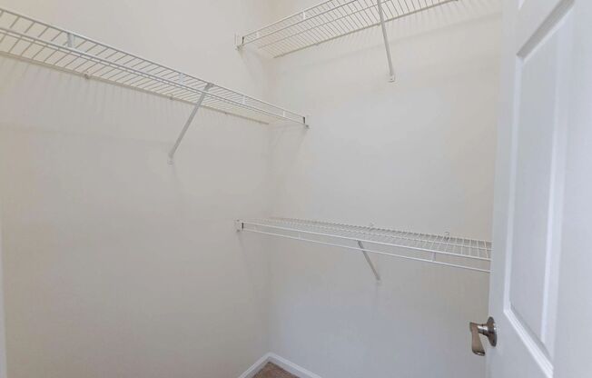 3 beds, 2 baths, 1,417 sqft, $1,600, Unit 3859-2D