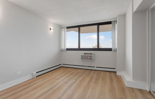 3 beds, 1.5 baths, 1,014 sqft, $3,200, Unit 8C