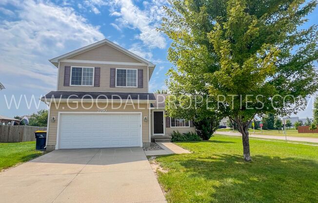 4 bed 2.5 bath Single Family Home in Waukee