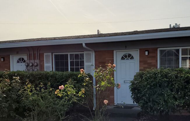 UPP2415 - Gaiser Court Apartments