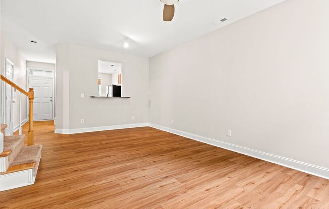 Beautiful 3 bedroom 3.5 bath with bonus room!