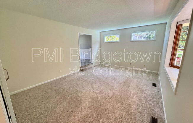 11814 SW DICKINSON CT