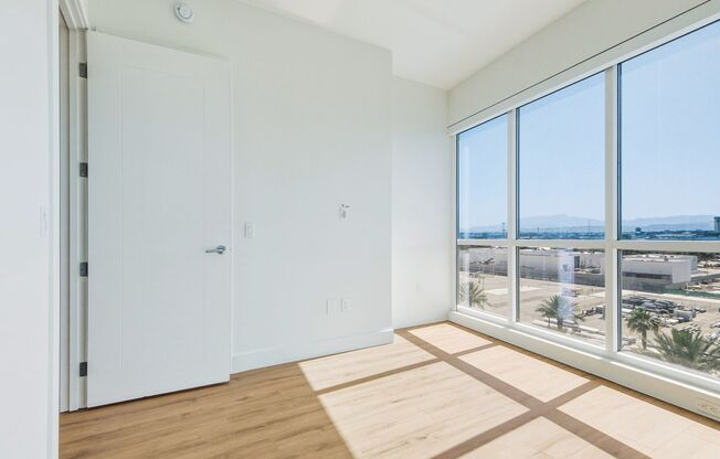 2 beds, 2 baths, $2,850
