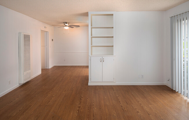 Charming 1BR in Pacific Beach with Parking!