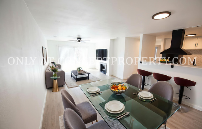 2 beds, 1 bath, 894 sqft, $1,699, Unit 05