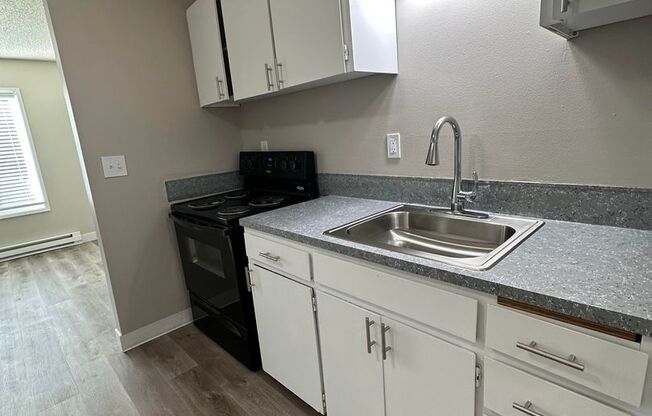 1 bed, 1 bath, 600 sqft, $1,250, Unit 19