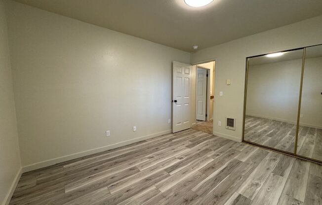 2 beds, 1.5 baths, 1,050 sqft, $1,495