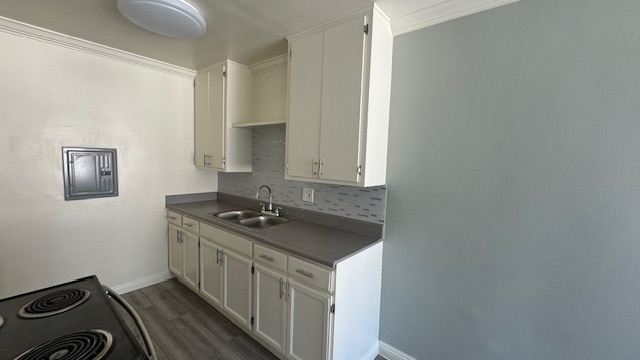 2 beds, 1 bath, $2,495