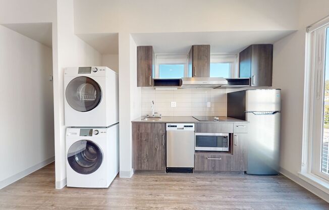 Studio, 1 bath, 287 sqft, $1,295, Unit 317