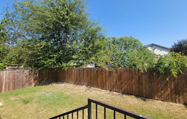 Beautiful 4-Bedroom Home with Dual Primary Suites in Amberwood!