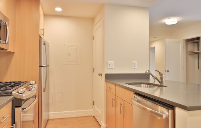 1 bed, 1 bath, 720 sqft, $3,900, Unit 0622