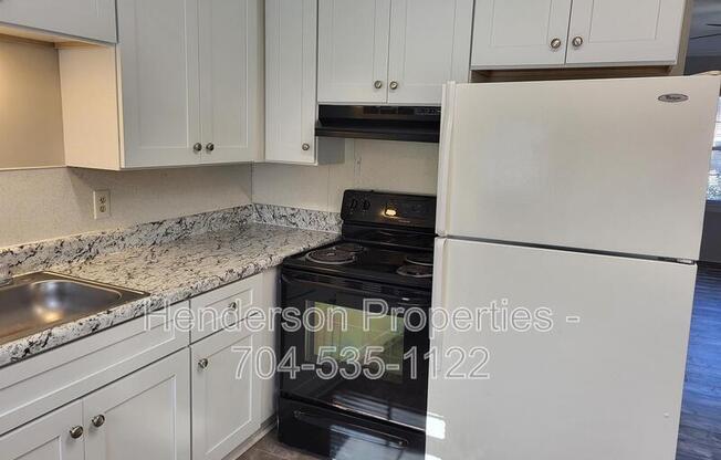 400 E TALLEYRAND AVE