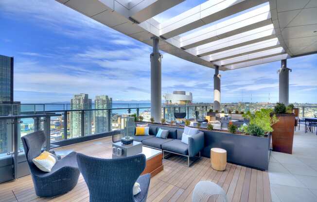 Outdoor Terrace with Breathtaking Views at Stratus, 98121, WA