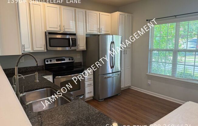 13904 SINGLELEAF LN